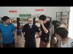 誕生日おめでとう ジムも 幸せな家族だ